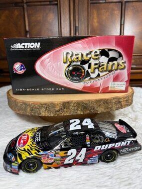 Vintage Jeff Gordon #24 DuPont Foose Custom Design 2006 Monte Carlo Chrome 1:24